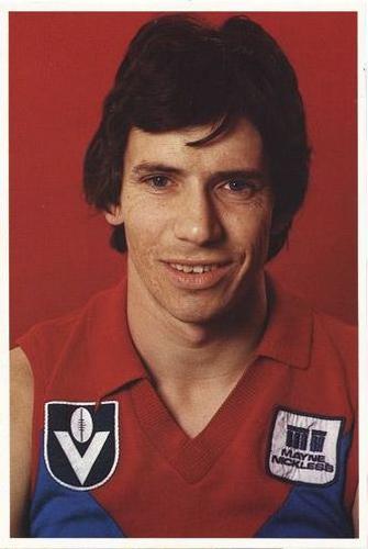 1982 Scanlens VFL Football Heroes #36 Robbie Flower Front